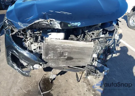 2018 Jeep Compass Latitude Fwd z USA, uszkodzony, nr VIN 3C4NJCBB0JT420459